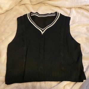 Black and white cropped sweater